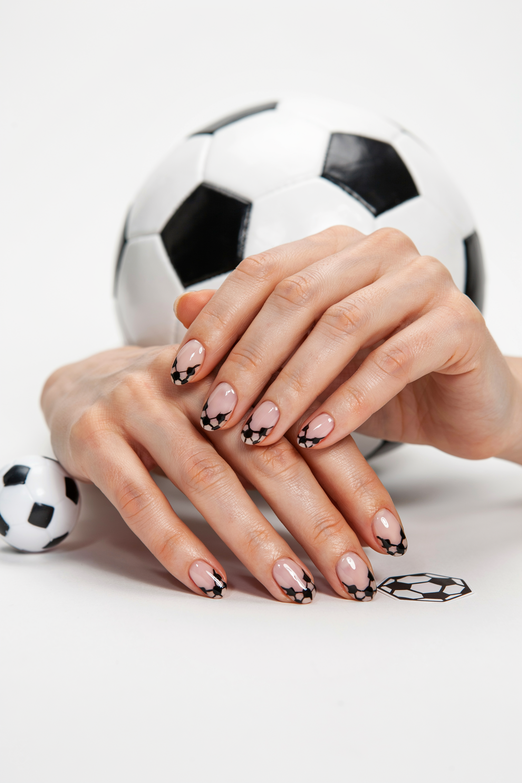 Team Flag Accent Nails