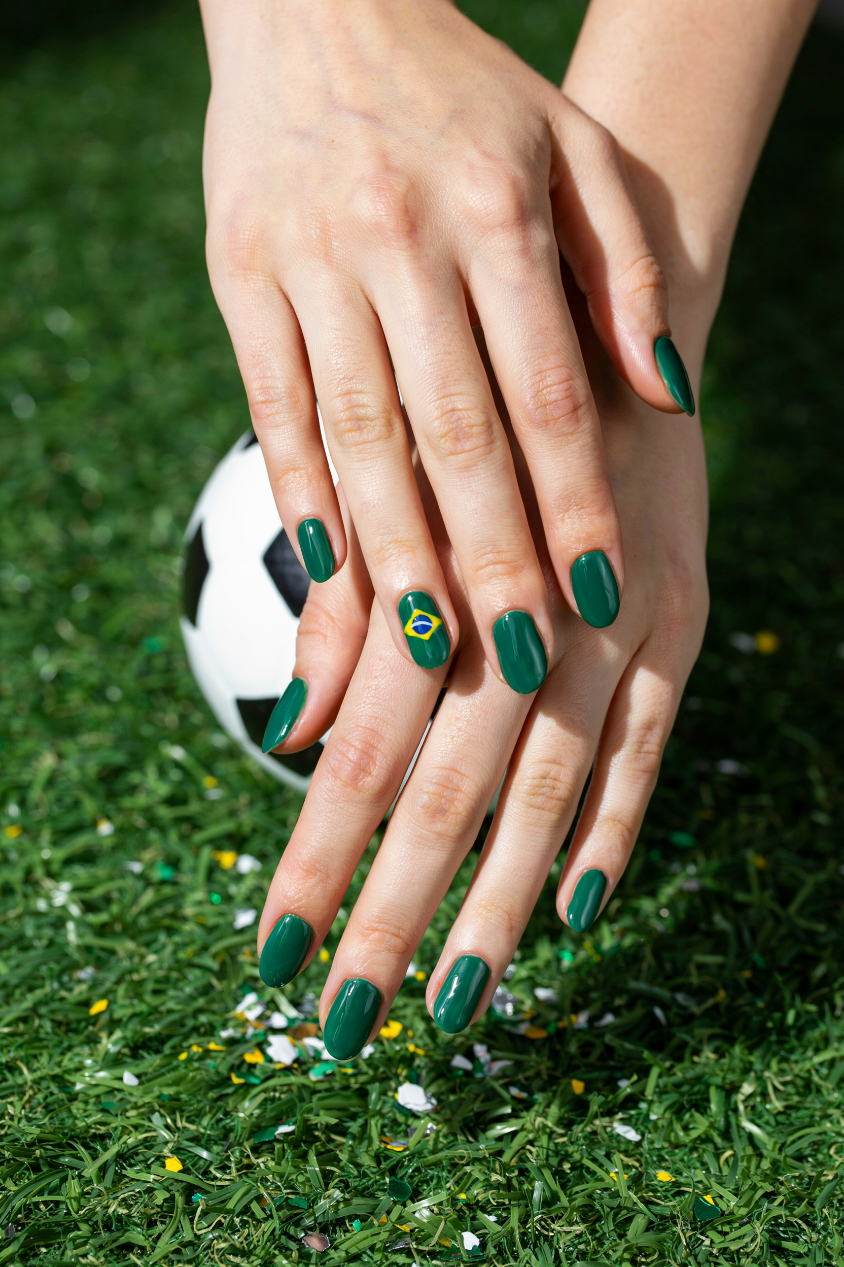Team Flag Accent Nails